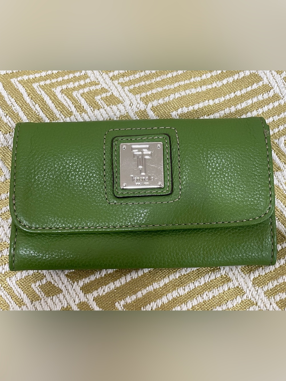 Tiganello Olive Green Pebbled Leather Wallet with Silver Logo Plate